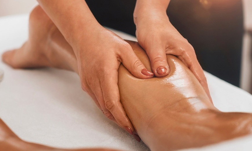 Image 3: Massage crânien, visage, dos ou corps entier au choix