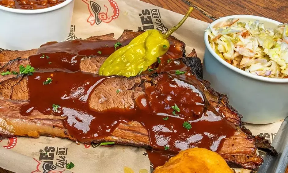 Unlock 10% Off Dining with the Floridian Foodie's Card