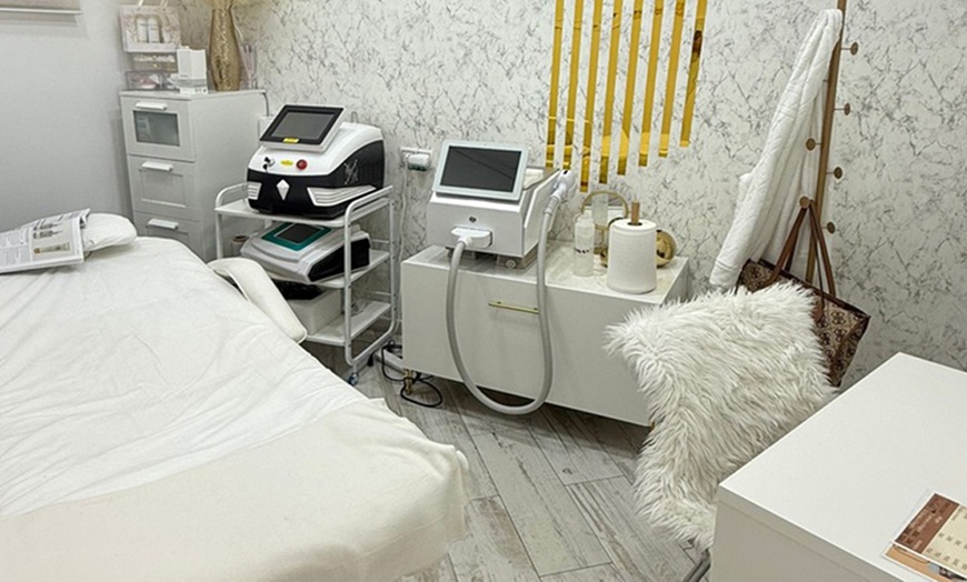 Image 5: Micropigmentación de labios completos o microblading de cejas 