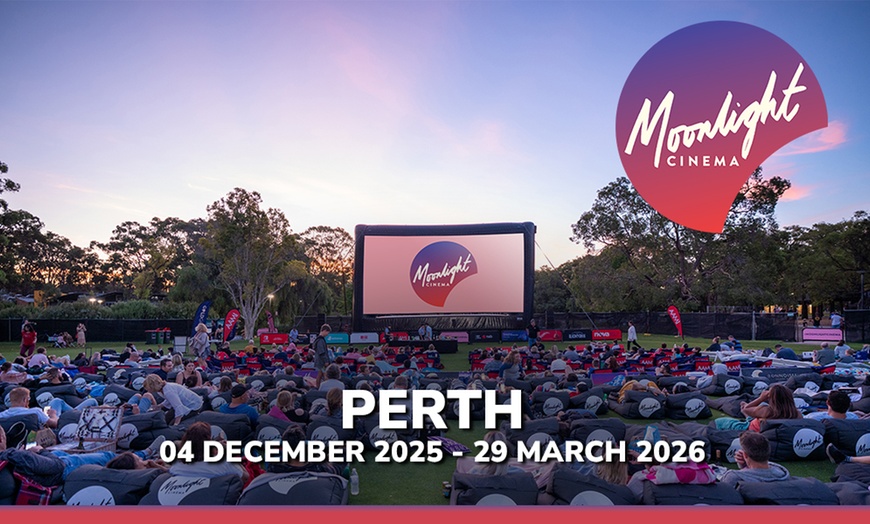 Image 4: Moonlight Cinema Tickets Flash Sale