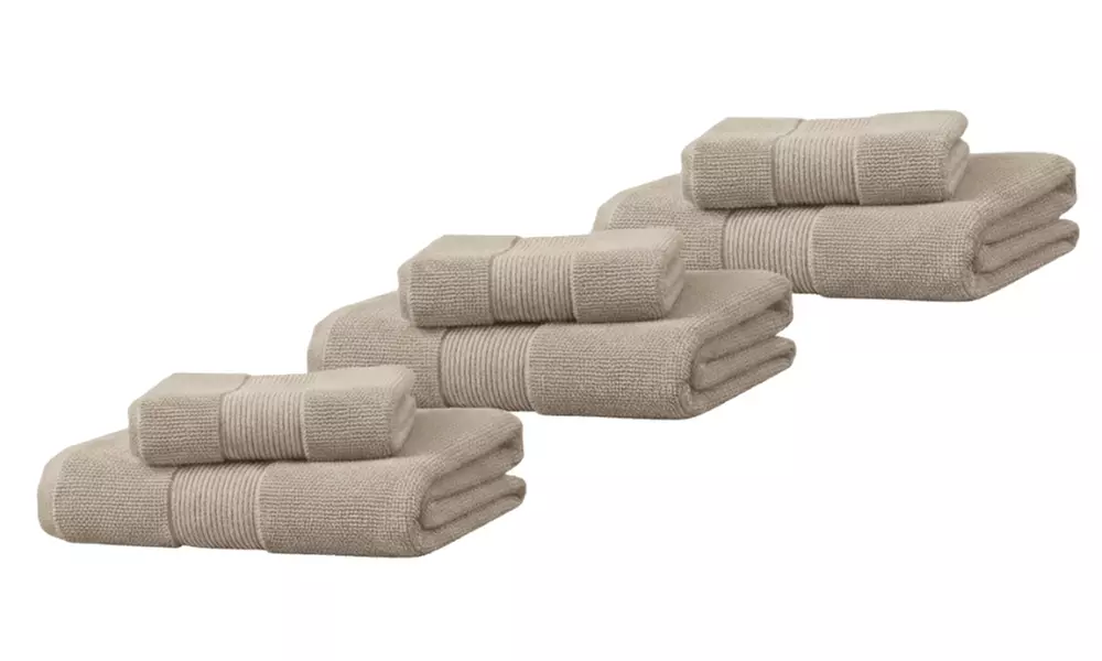 Coppia di asciugamani e telo bagno in spugna 100% cotone di Pompea