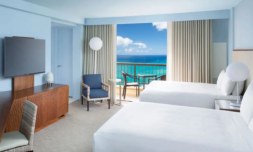 Image 19: ✈ 4-Day Hawaii Vacation with Air from Great Value Vacations