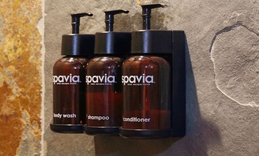 Image 7: Unwind and Rejuvenate with a Couples Massage at Spavia Day Spa!