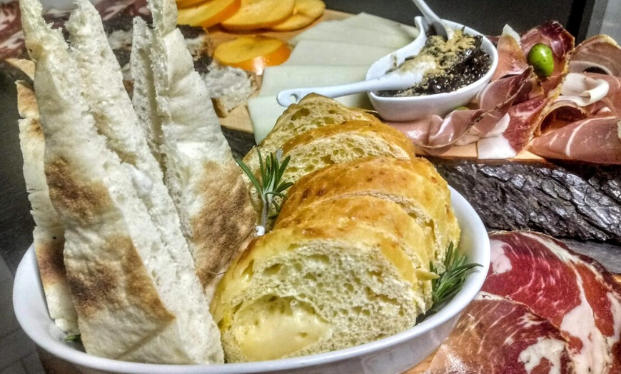 Image 30: Umbria: soggiorno, colazione e piscina per 2, 3 o 4 a Campo Al Vento