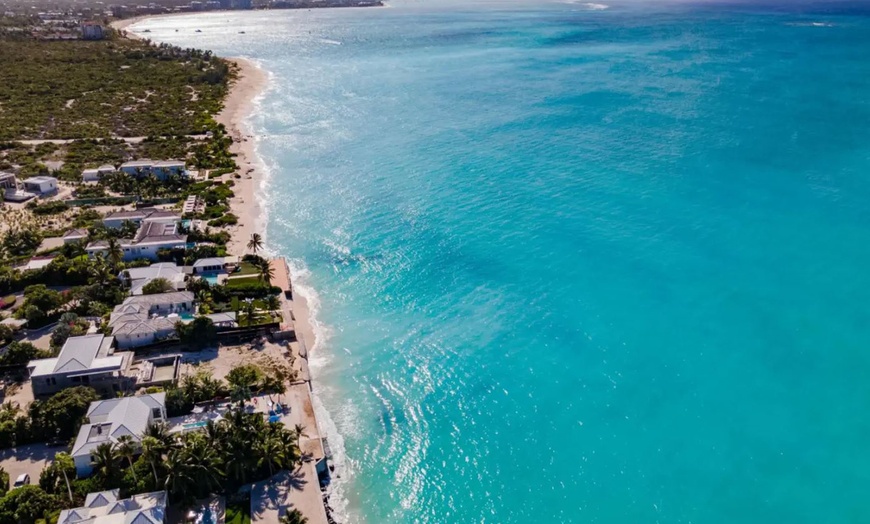 Image 10: ✈ 4-Day Stay at Atrium Resort with Air from Great Value Vacations