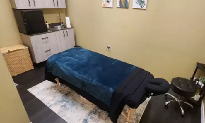 Unwind with a 60-Minute Relaxation, Cupping, or Deep Tissue Massage