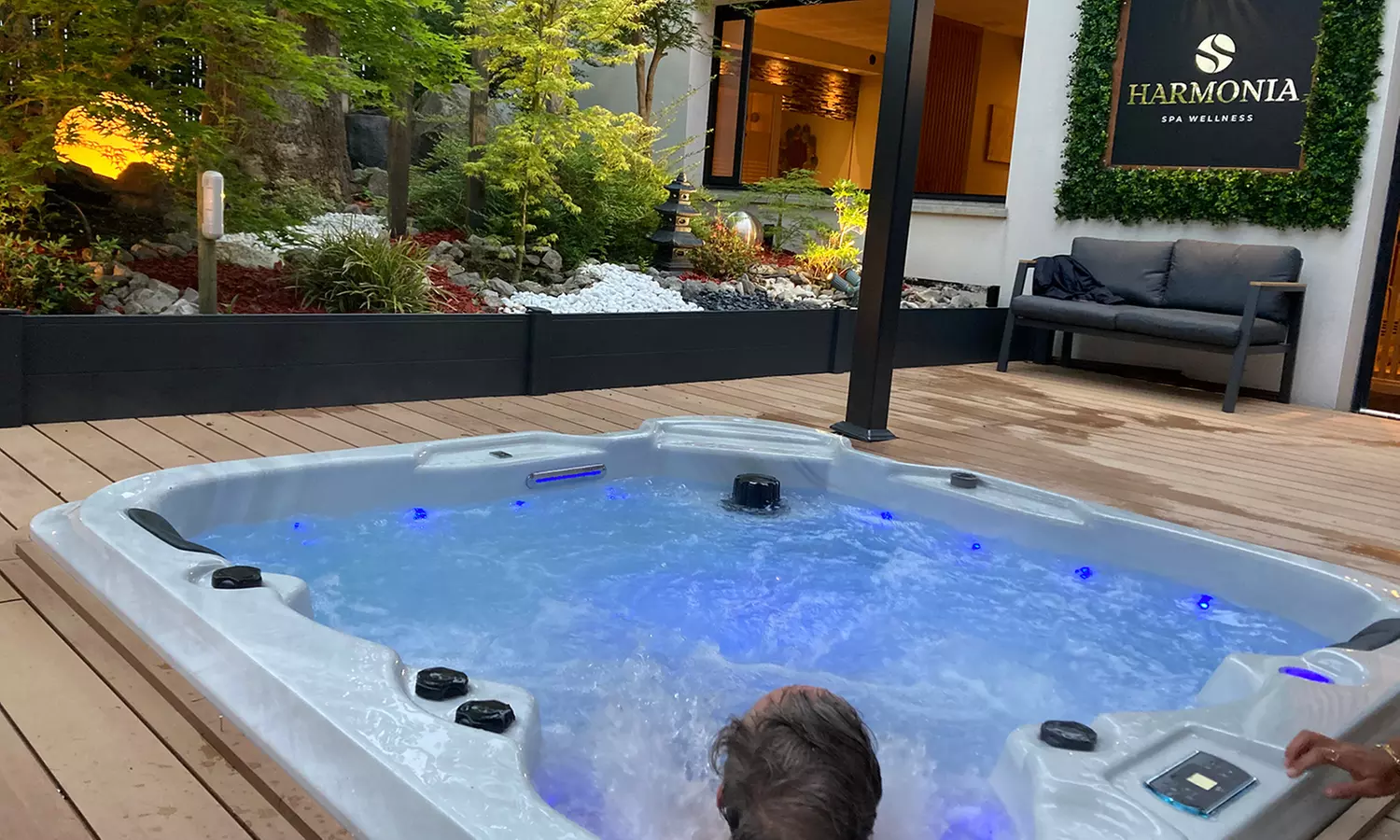 Pack accès ou confort avec bain à remous chez Harmonia Spa