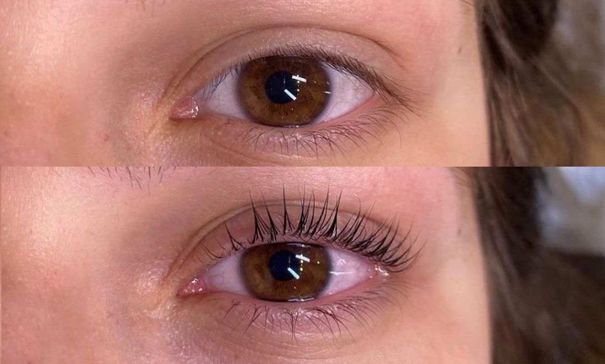 Image 4: Elevate with One Lash Lift with or without Tint For a Fresh Look
