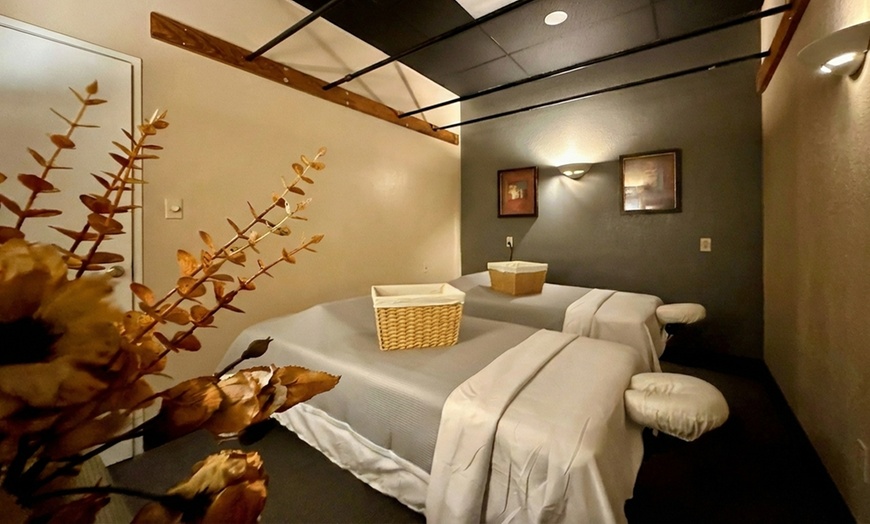 Image 4: Your Private Escape: 60 or 90-Minute Professional Massage 