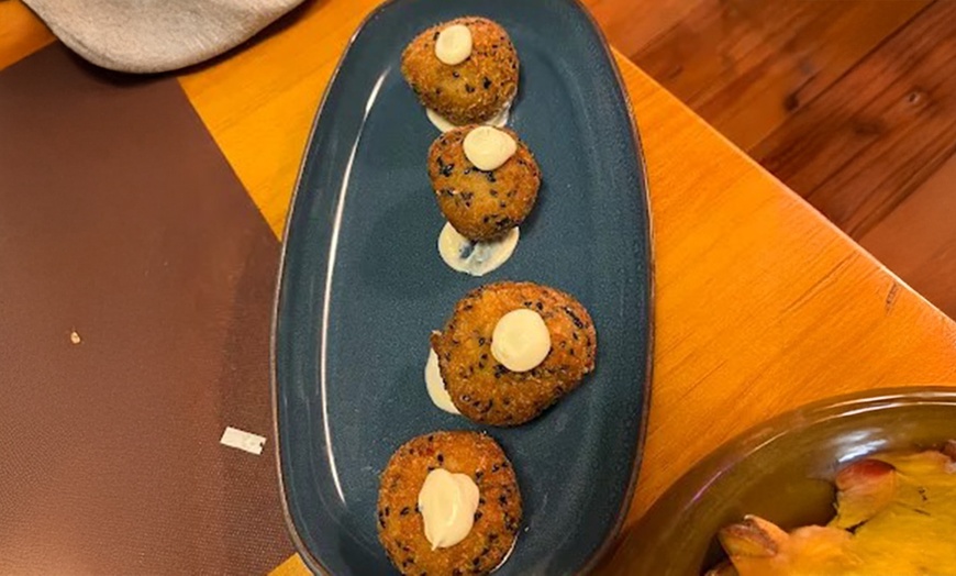 Image 9: Menú completo clásico o prémium para 2 o 4 con opción a vino