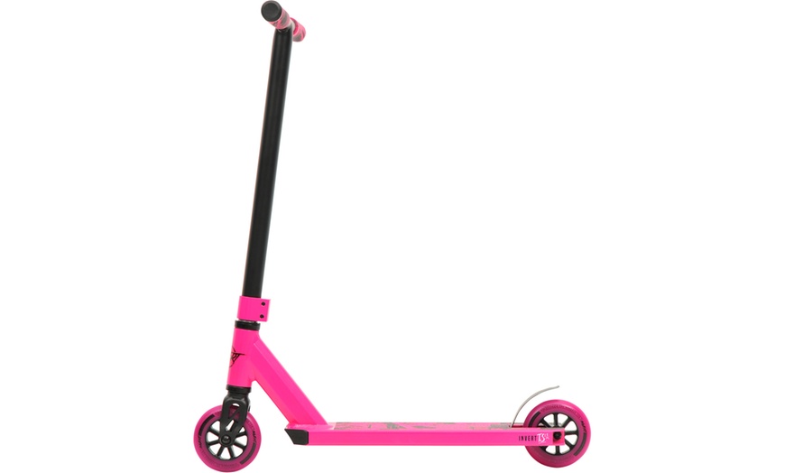 Image 10: Stunt Scooter