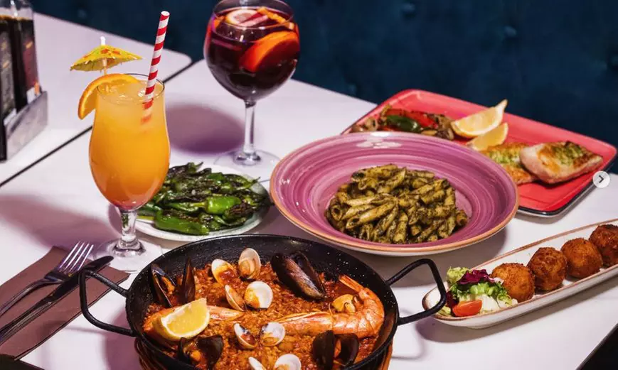 Menú de arroces, fideuá o marisco para 2 o 4 cerca de la playa