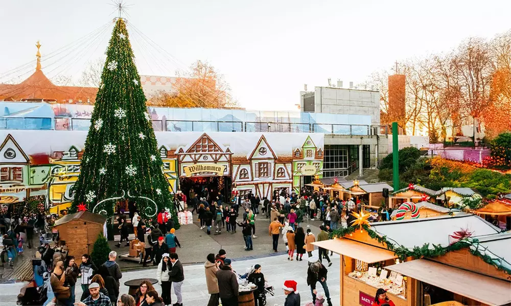 Seattle Christmas Market: Old-World Charm & Holiday Fun for All Ages