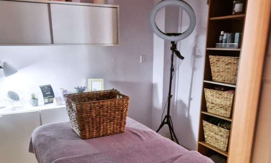 Image 20: Highlight, Tone & Style Packages with Cut and Blow-Dry
