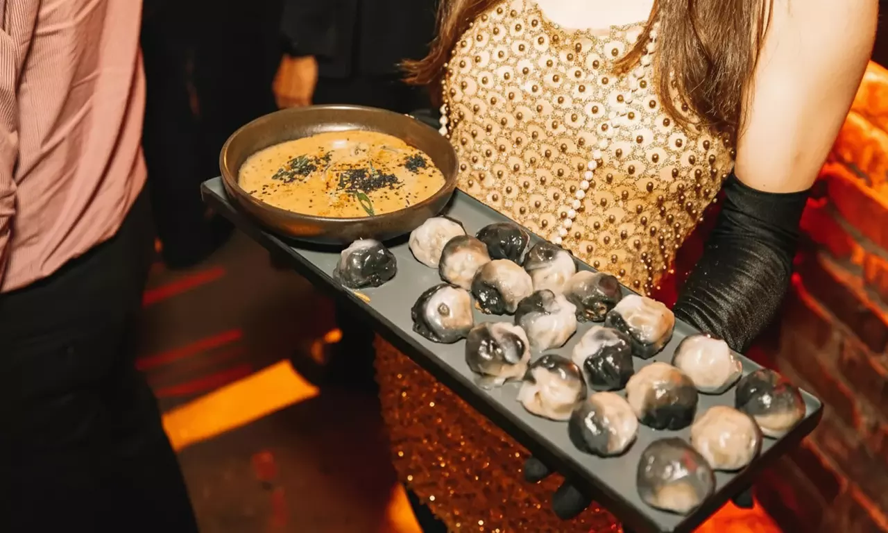 Chefs Banquet For 2, 3, 4, 5 or 6 People and Glass of House Wine Each