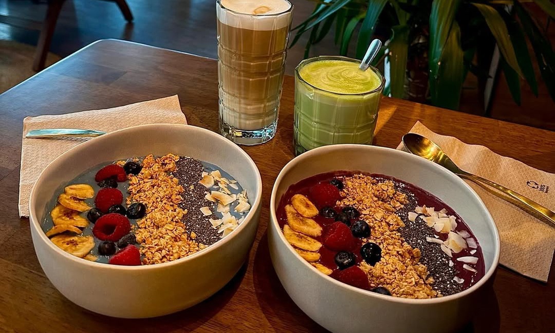 Leckeres Frühstück inkl. Heißgetränk nach Wahl für 1 oder 2 Personen