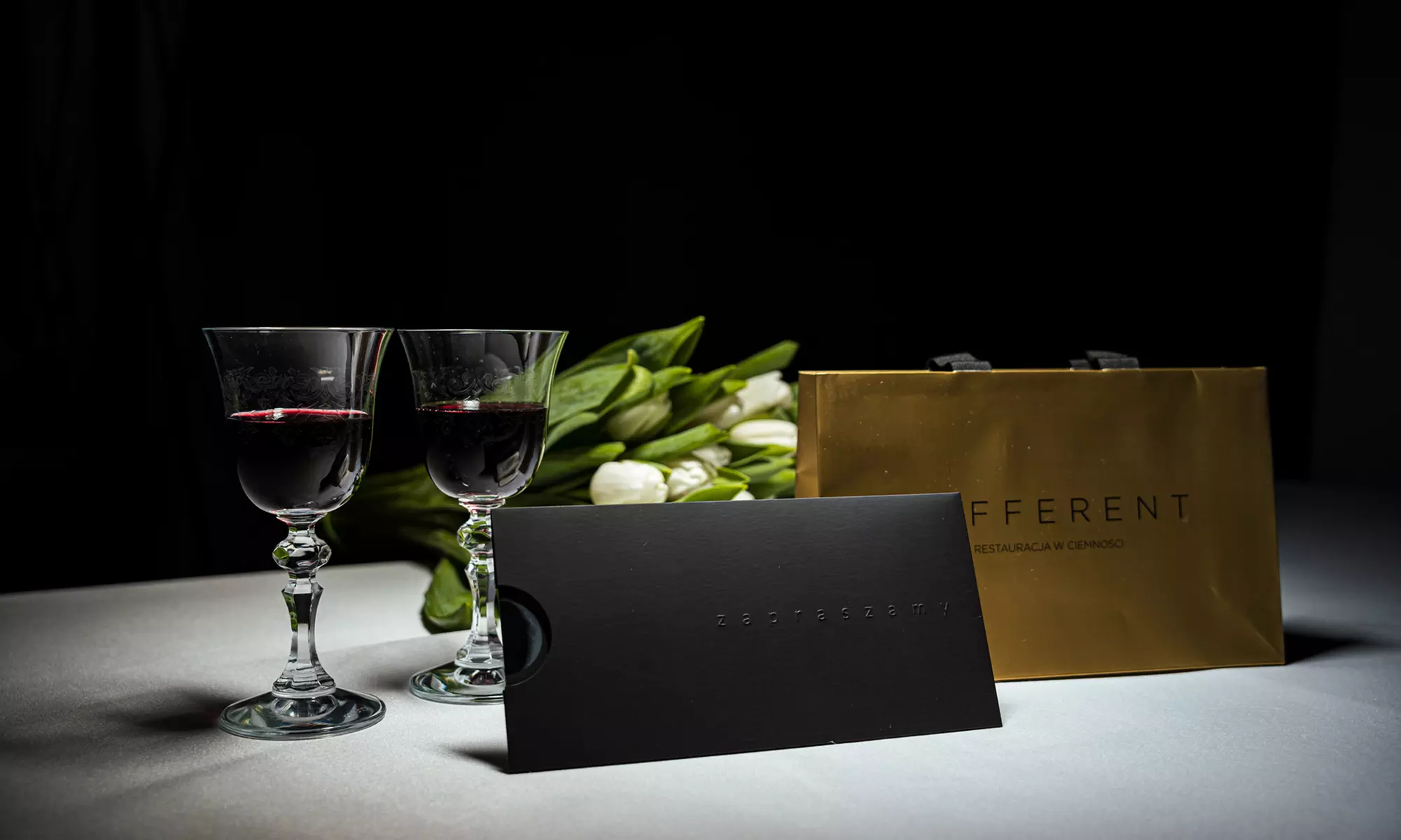 Voucher prezentowy o wybranej wartości na kolację w ciemności