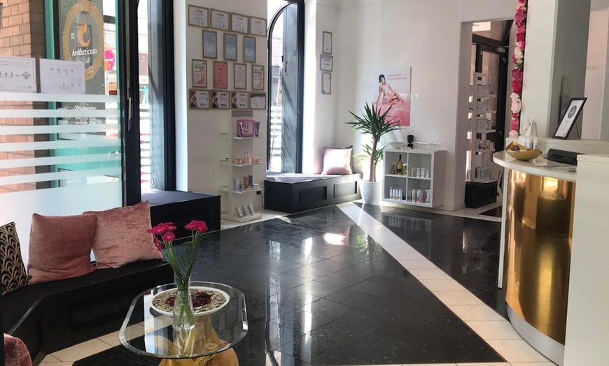 Image 2: 75 Min. brasilianische Ganzkörper-Lymphdrainage für 1 Dame