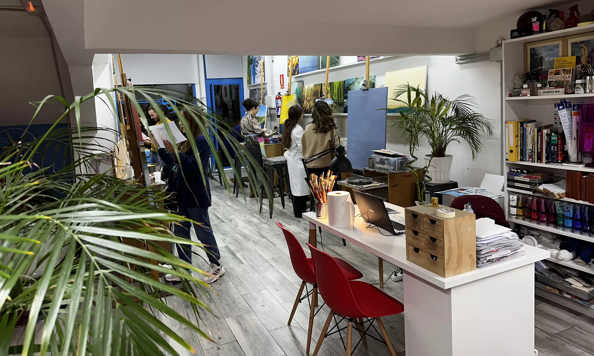 Desayuno con arte o BeerArt: pintura y bebida para 1 o 2 personas