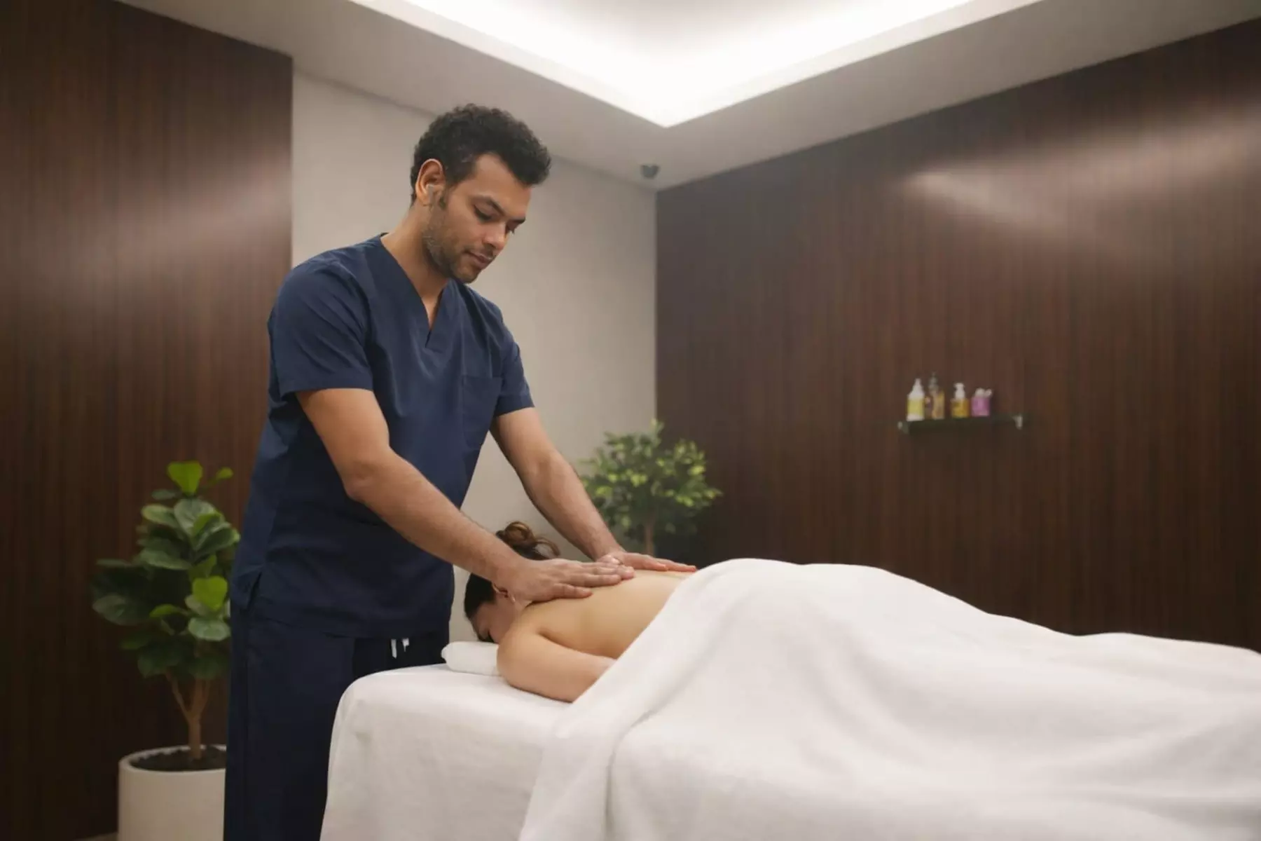 60, 90 oder 120 Min. Ägyptische Ganzkörper-Massage für 1 Person (bis zu 29% sparen) - Primary Image