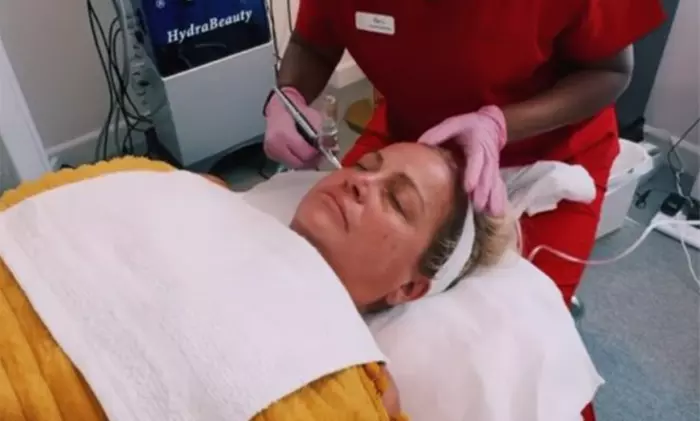 Get Glowing Skin  at Capital Glow