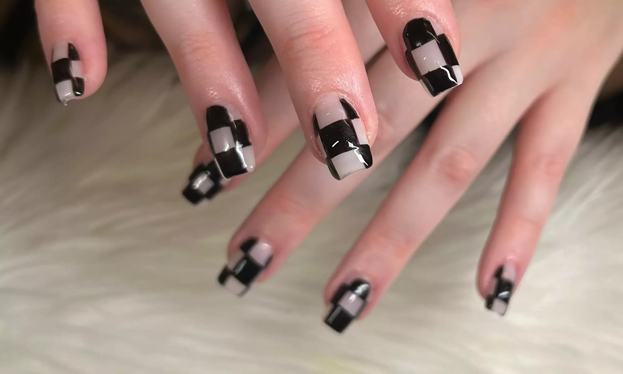 Flawless Gel-X Full Set Nails with Optional Design for a Chic Look
