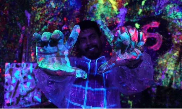 Brainy Actz Reno: Festive Splatter Paint & Letters to Santa Experience