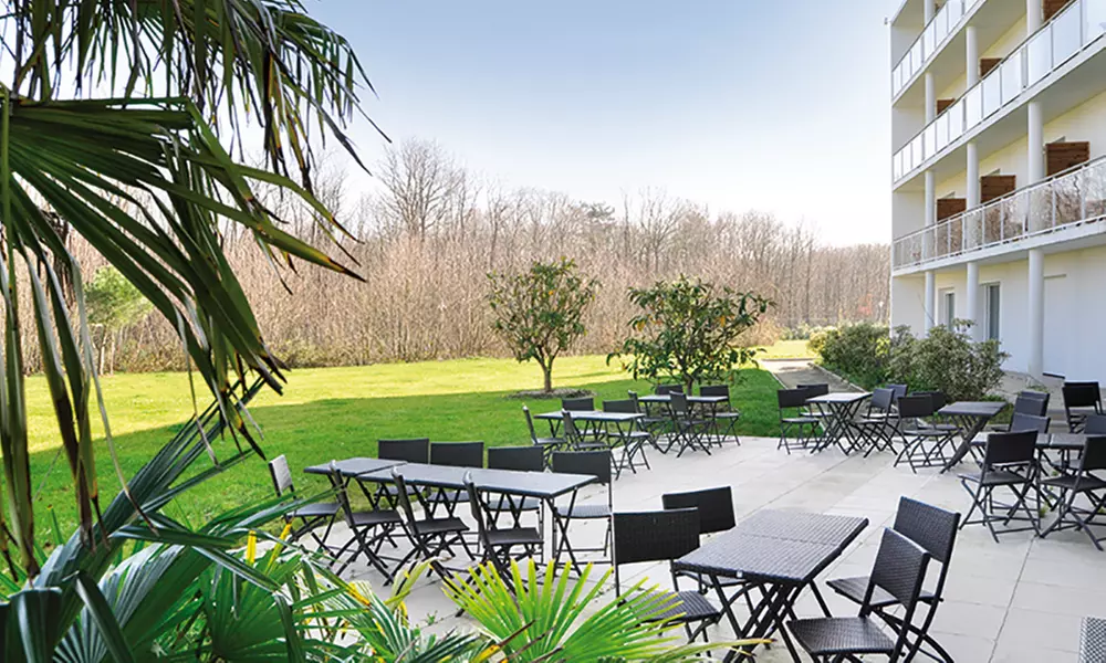 Proche Nantes : studio supérieur avec PDJ, cocktail et accès spa