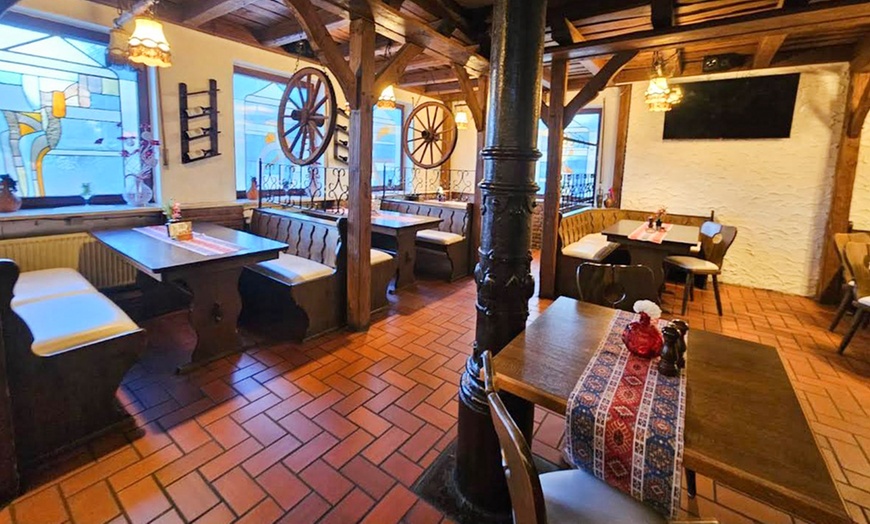 Image 6: Armenisches 2- oder 3-Gänge-Menü mit Grillplatte für 2 oder 4 Personen