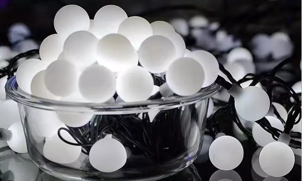 1 o 2 set da 100 lampadine solari a LED