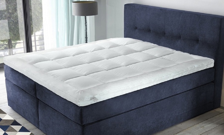 Image 1: Surmatelas bi-technologie à mémoire de forme et microfibres, Sampur
