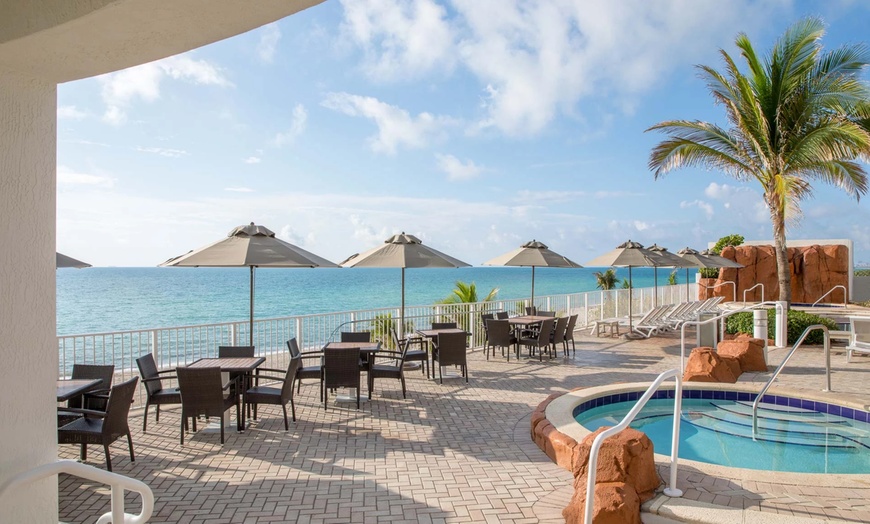 Image 8: Member-Only Deal: Oceanfront Retreat with Spacious Suites & Spa