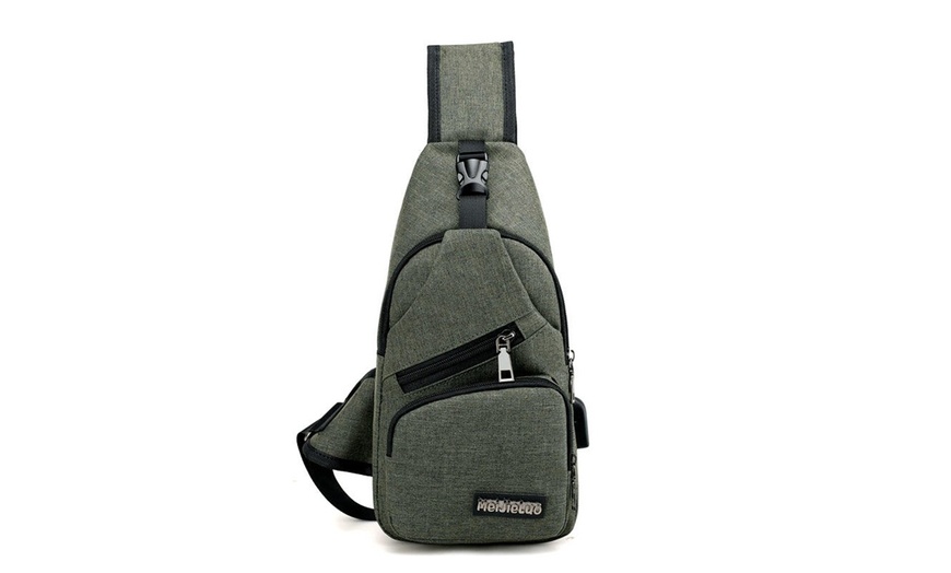 Image 4: Unisex Sling Bag Shoulder Chest Crossbody Bag Hiking Travel Backpack