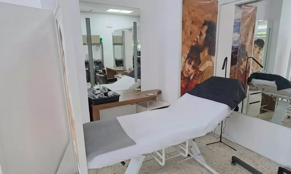 Limpieza básica o profunda con opción a hidrolimpieza facial para 1