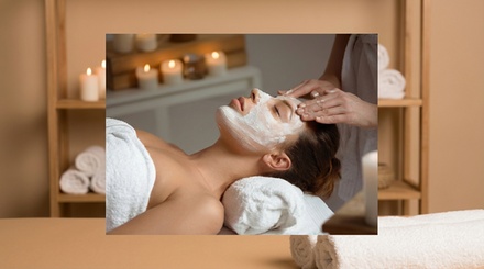 One 30-Min Signature HydraFacial Treatment - Flawless Beauty Spa By Samar