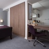 Image 2: Birmingham: 4* Studio Suite Room with Breakfast and a Bottle of Wine