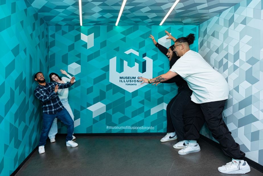 Interactive Illusions and Brain-Teasing Exhibits for in Toronto
