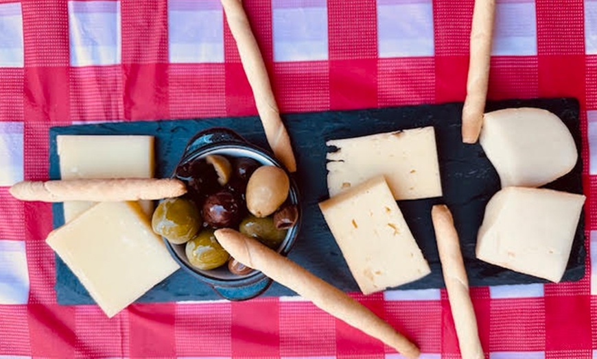 Image 2: Four-Course Italian Picnic Package For Two w/ or w/o Bottle of Wine
