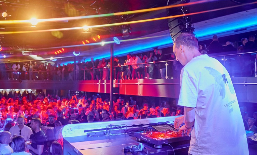 Image 4: Ticket für „House Wine Cruise“ am 20.06. & 22.08.25 in Düsseldorf