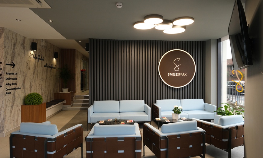 Image 2: Get New Patient Dental Check Up & X Ray w/ Optional Air Flow Polish