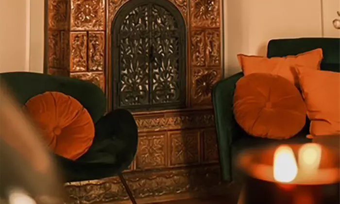 Kolor, który zachwyca, styl, który zostaje – wybrana stylizacja włosów