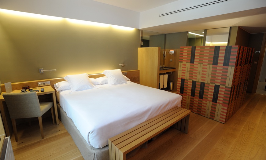 Image 6: Huesca: 1 o 2 noches con vistas a la montaña y desayuno incluido