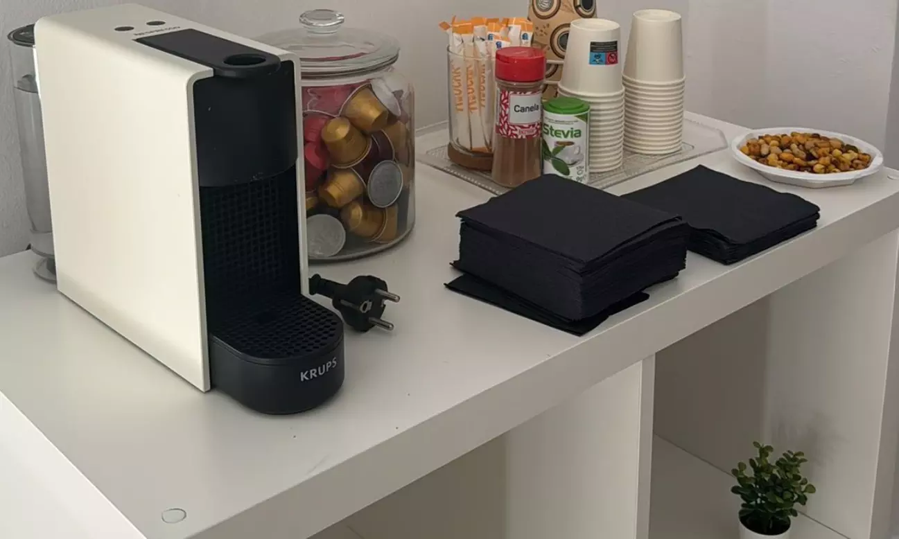 Manicura y/o pedicura spa y opción a puesta de uñas de gel o acrygel