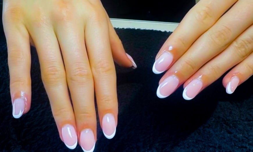 Image 4: Get Holiday Ready with a Pamper Package Pick and Mix!