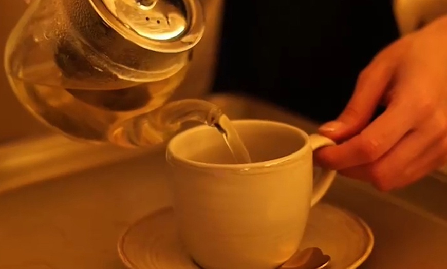 Image 7: Ritual Head Spa con spa capilar, bebida de cortesía y masaje de manos