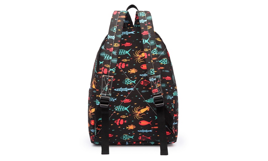 Image 26: Miss Lulu Backpack