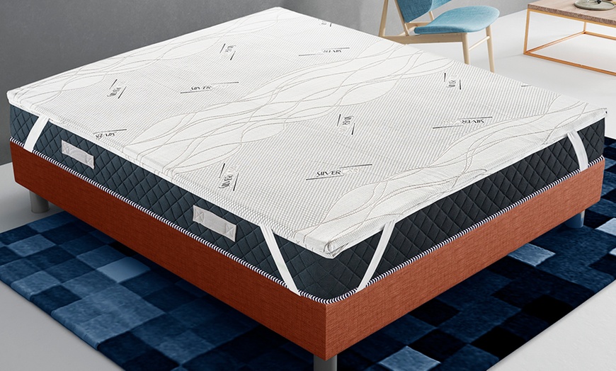 Image 1: Topper Memory Foam Silver Care: Comfort e Igiene per il Tuo Materasso