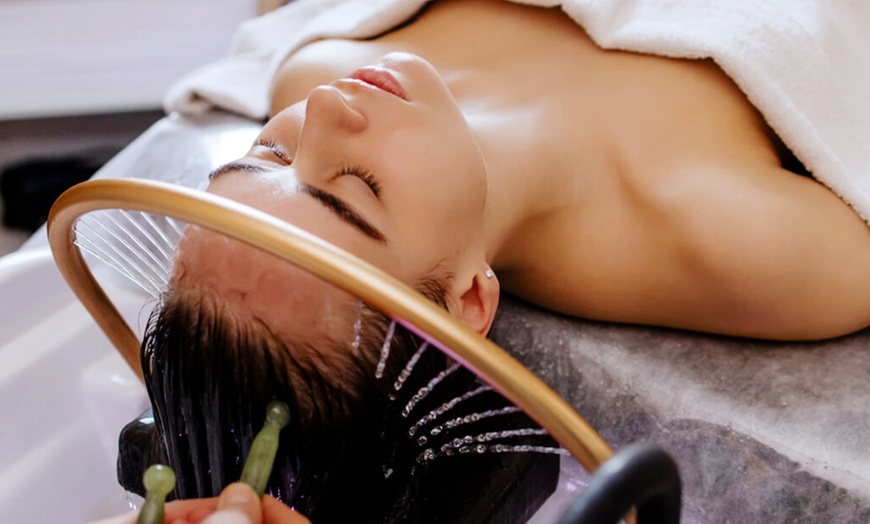 Image 4: Expérience sensorielle Head Spa : détente et beauté des cheveux