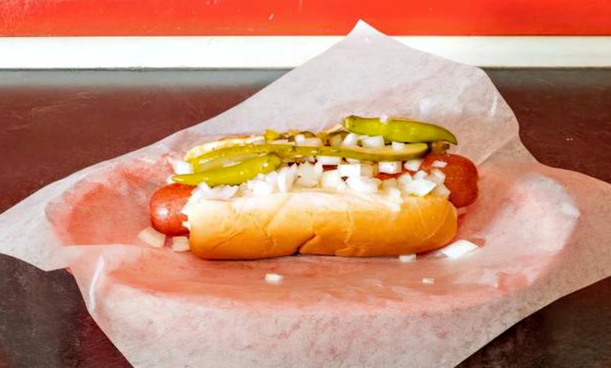 Image 10: The Ultimate Chicago Street Food Experience in Yorkville!