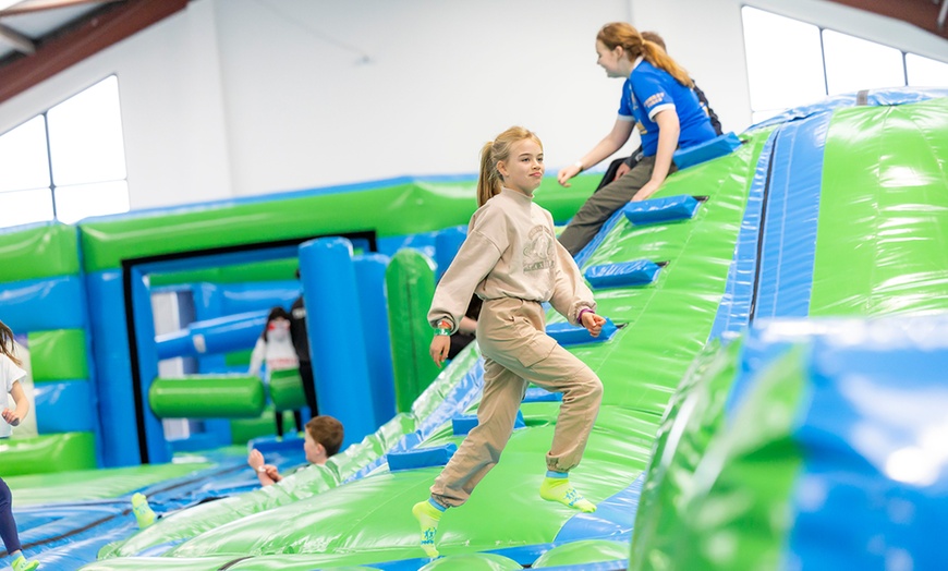 Image 5: Experience a 90-Min Inflatable Park Session For Up to Four People 